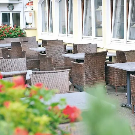 Hotel Restaurant Hoettche 3*