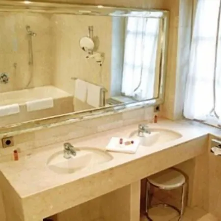 Restaurant Hoettche 호텔