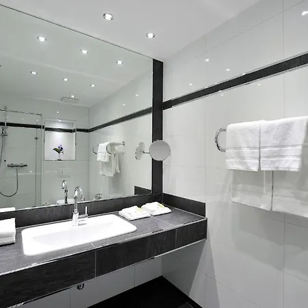 Restaurant Hoettche Hotel 3*