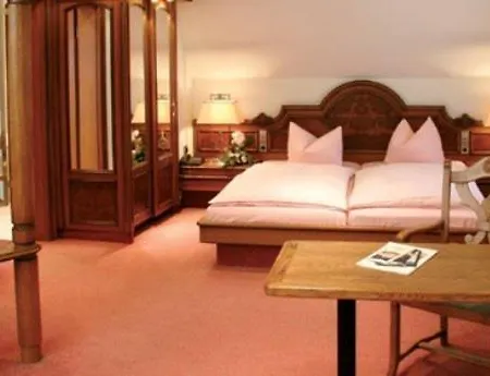 Hotel Restaurant Hoettche Dormagen